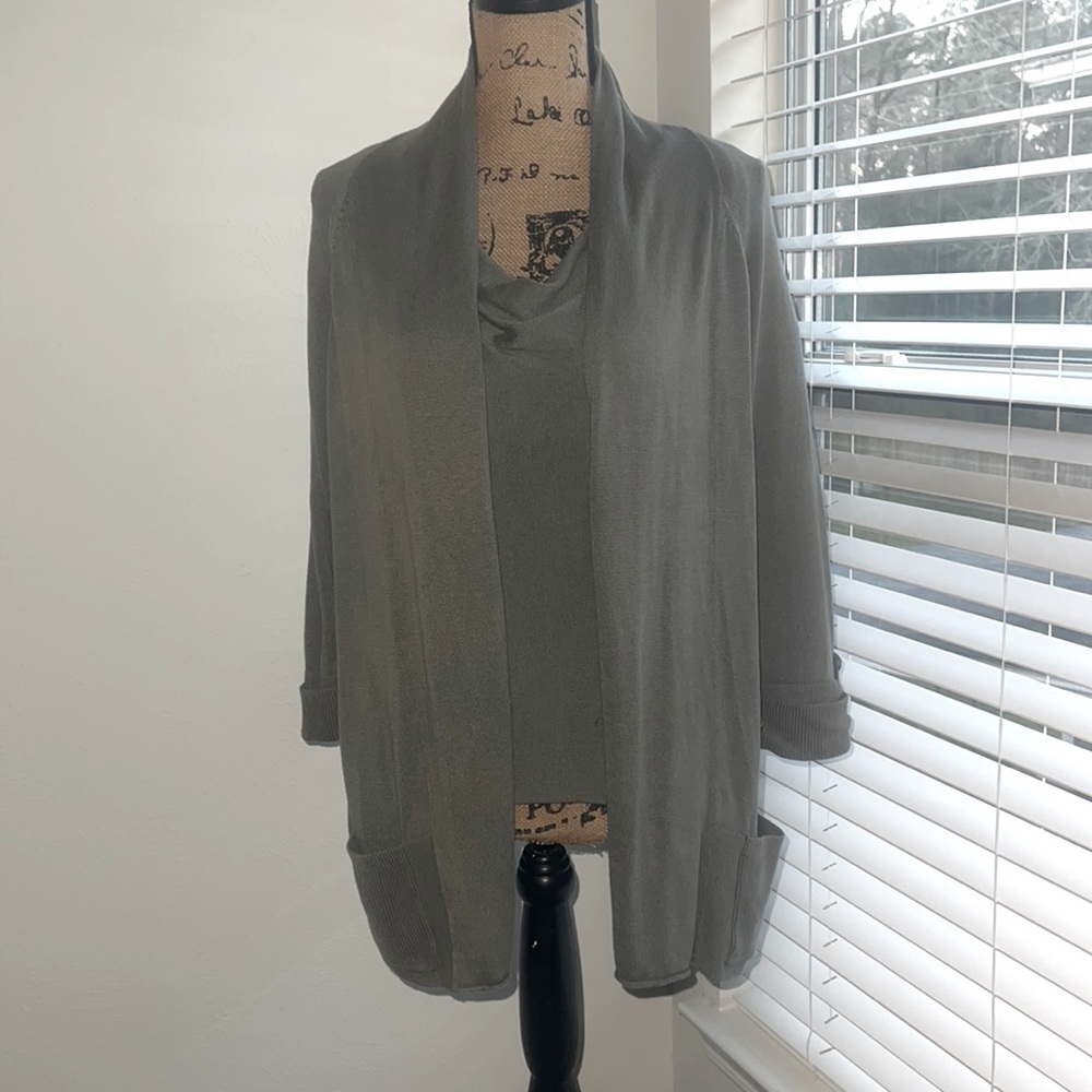 Chico cardigan & cowl neck sleeveless shell set - Very good condition. Size 2/L